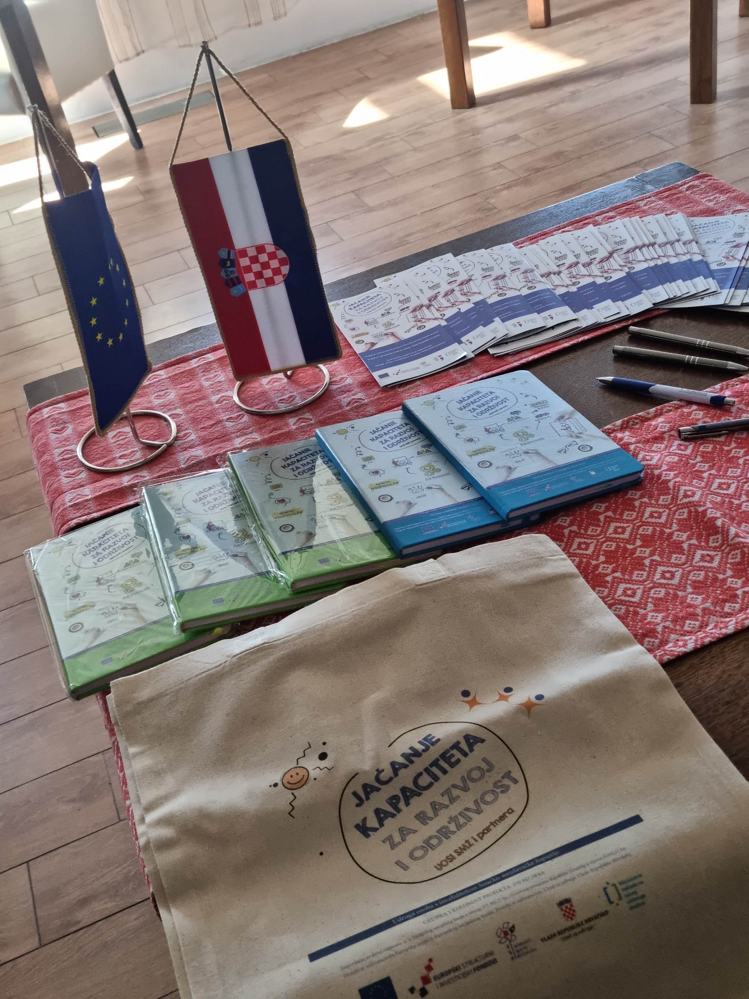 okrogli stol 2 jačanje ocd